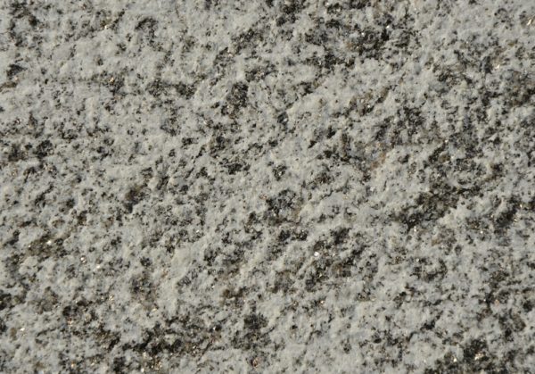 CRESCIANO handwerklich bearbeitet
