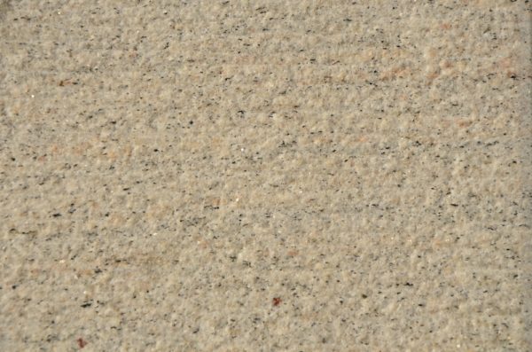 IMPERIAL WHITE handwerklich bearbeitet
