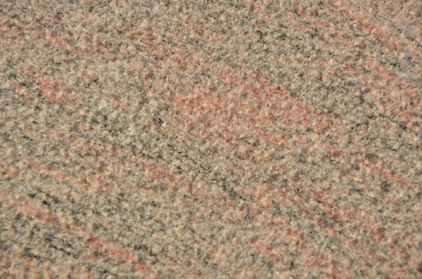 ROSSO TIGRATO (DALVA) handwerklich bearbeitet